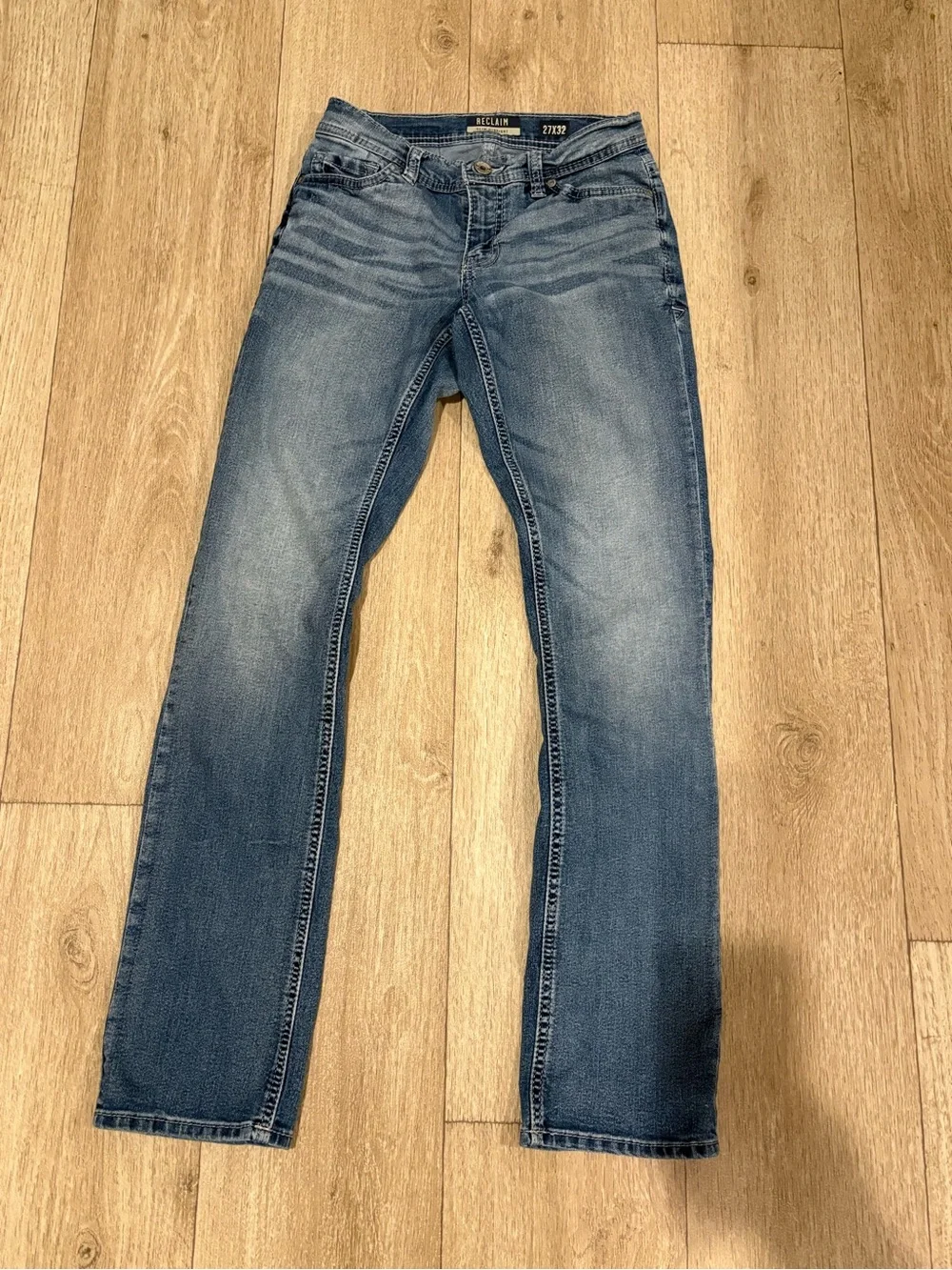 Reclaim Slim Straight Men’s Jeans in Medium Blue